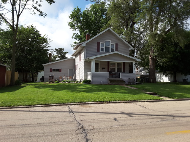 807 E 5th St, Sterling, IL 61081 photo 1