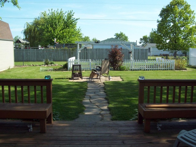 817 Apache Ln, Lowell, IN 46356 photo 9