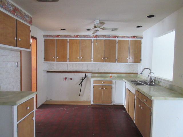 3439 Carpenter St, Steger, IL 60475 photo 5