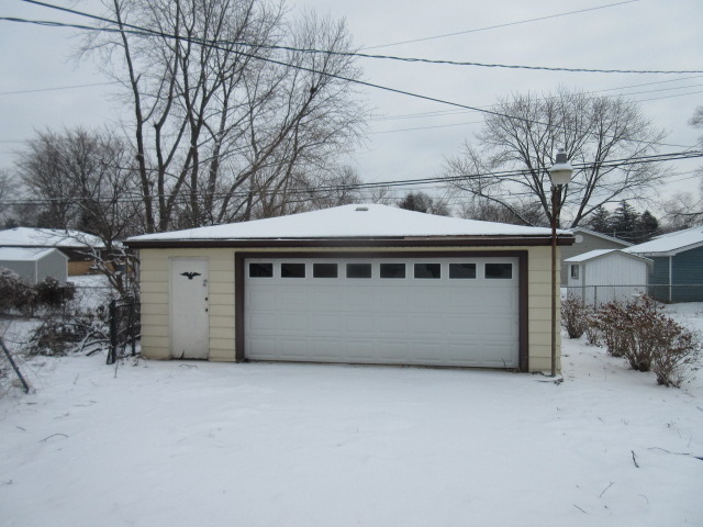 3439 Carpenter St, Steger, IL 60475 photo 9