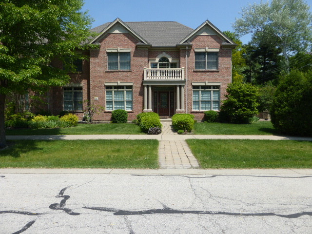 48 E Gilbert Rd, Palatine, IL 60067 photo 1