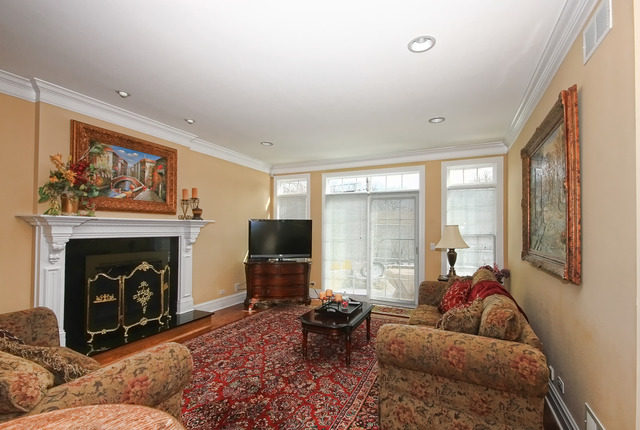 48 E Gilbert Rd, Palatine, IL 60067 photo 8