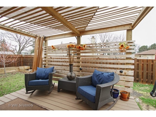 1706 W Rusty Dr, Mount Prospect, IL 60056 photo 14