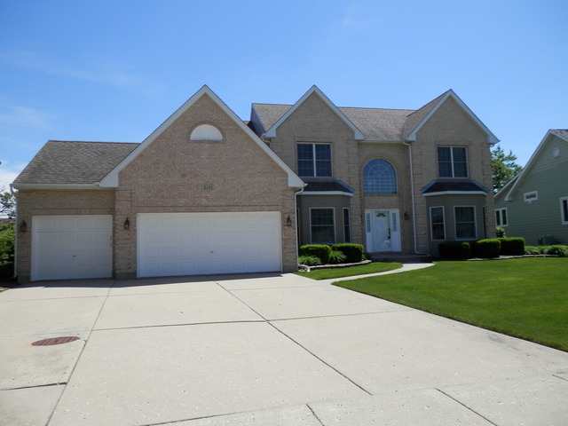 2141 Burnham Ct, Algonquin, IL 60102 photo 1