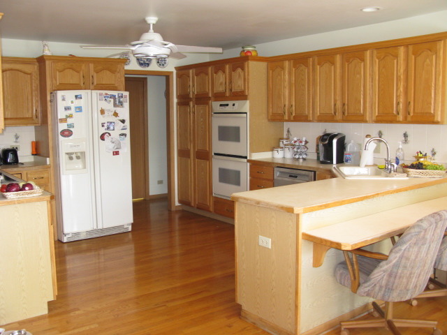 8404 Saint Moritz Dr, Spring Grove, IL 60081 photo 6