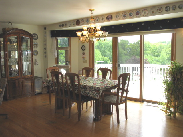 8404 Saint Moritz Dr, Spring Grove, IL 60081 photo 8
