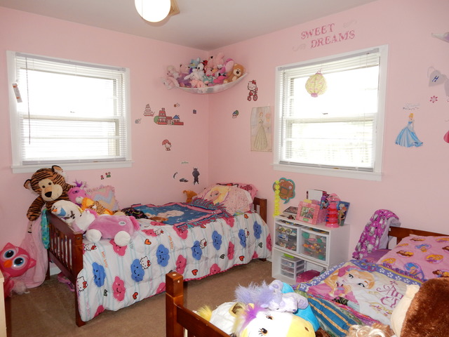 7913 W 82nd Pl, Bridgeview, IL 60455 photo 9