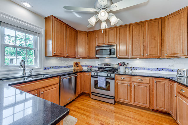 940 Millwood Dr, Bartlett, IL 60103 photo 6