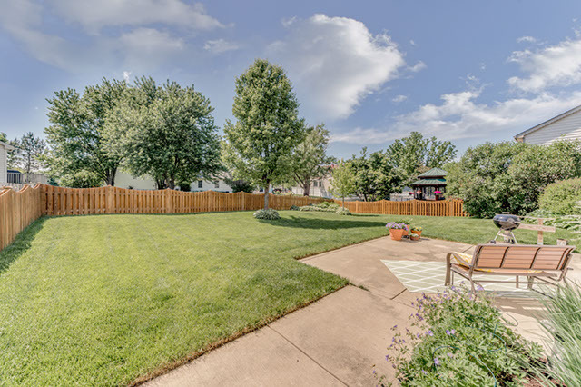 940 Millwood Dr, Bartlett, IL 60103 photo 18