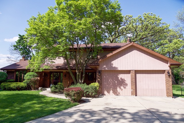 14 Greenridge Rd, Elgin, IL 60120 photo 1
