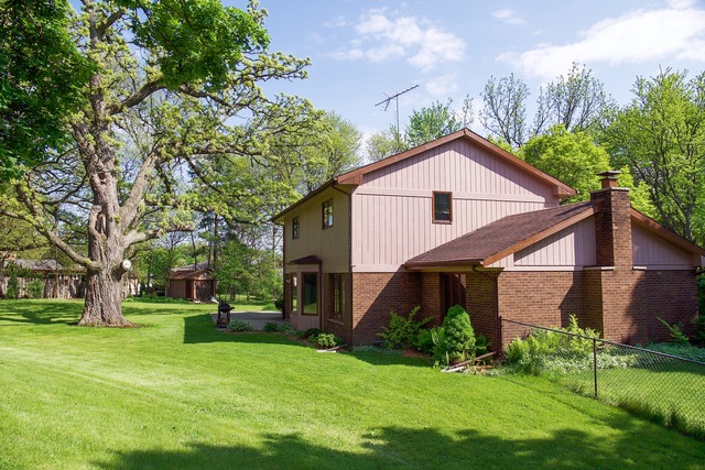 14 Greenridge Rd, Elgin, IL 60120 photo 6