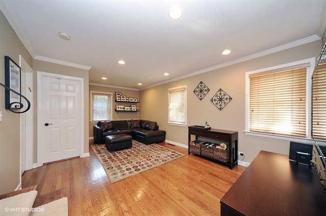 1030 Forest Ave, Deerfield, IL 60015 photo 5