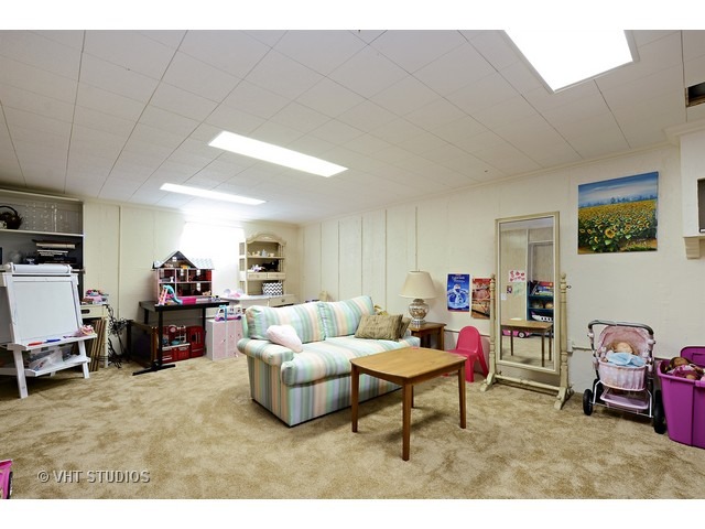 1145 Concord Ln, Hoffman Estates, IL 60192 photo 12