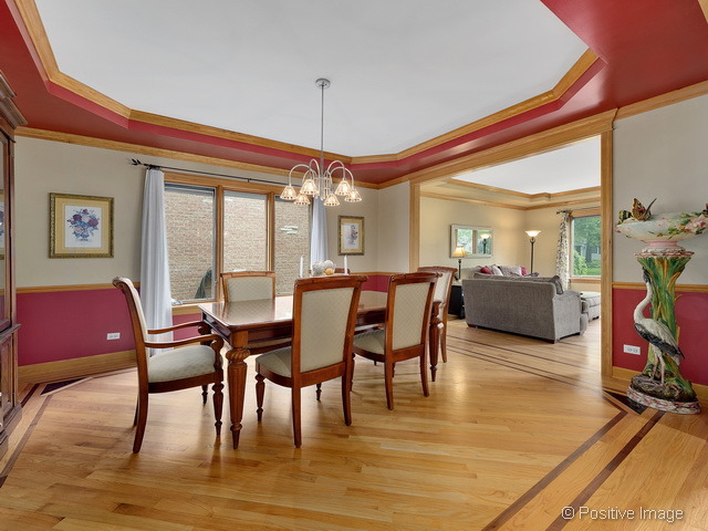 435 S Oak St, Itasca, IL 60143 photo 7