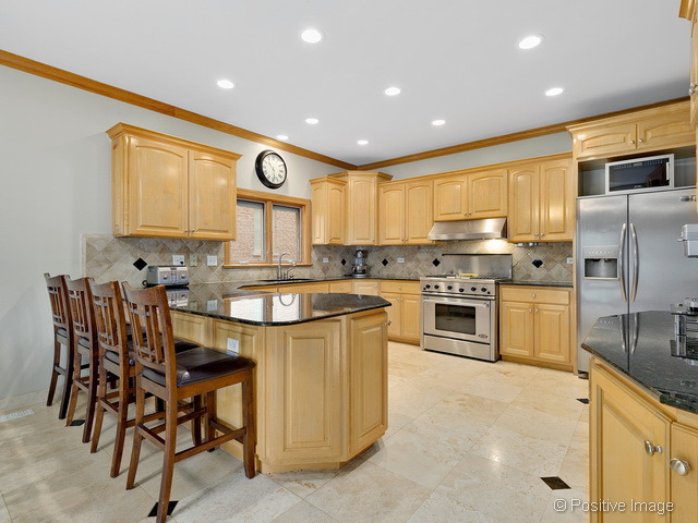 435 S Oak St, Itasca, IL 60143 photo 9