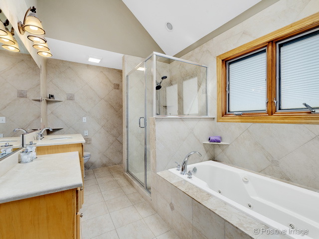 435 S Oak St, Itasca, IL 60143 photo 15