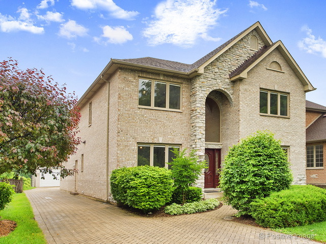 435 S Oak St, Itasca, IL 60143 photo 2