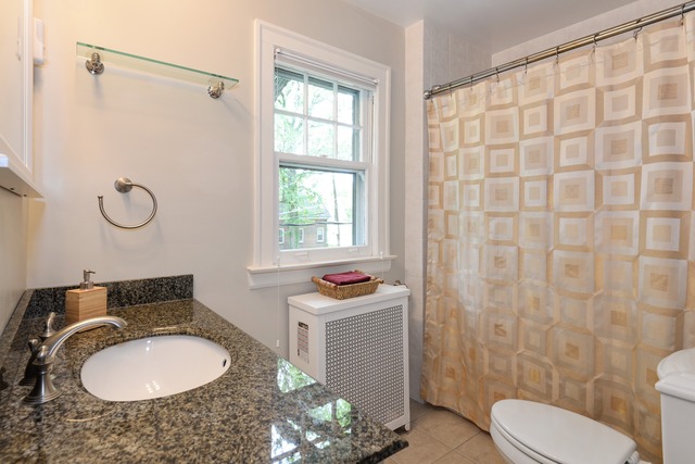 2206 Bennett Ave, Evanston, IL 60201 photo 12
