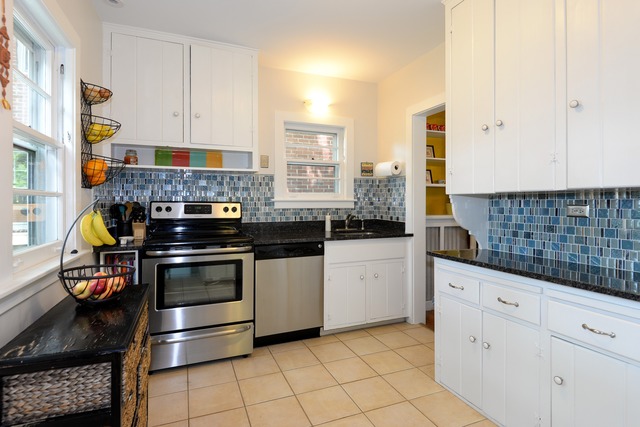 2206 Bennett Ave, Evanston, IL 60201 photo 8