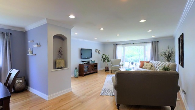 315 E Harrison St, Elmhurst, IL 60126 photo 4