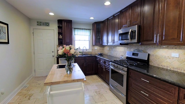 315 E Harrison St, Elmhurst, IL 60126 photo 6