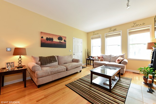 1300 W Grenshaw St #A, Chicago, IL 60607 photo 3