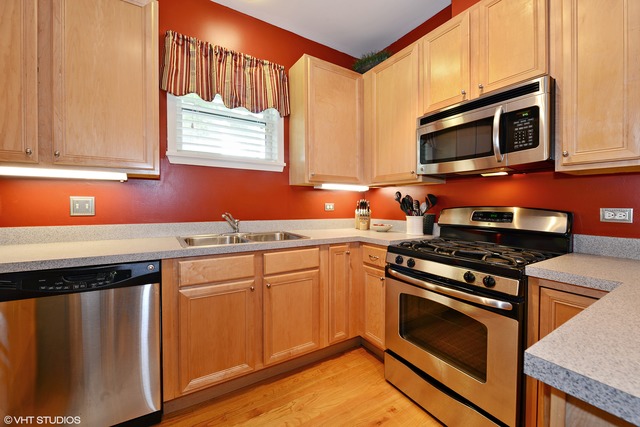 1300 W Grenshaw St #A, Chicago, IL 60607 photo 5
