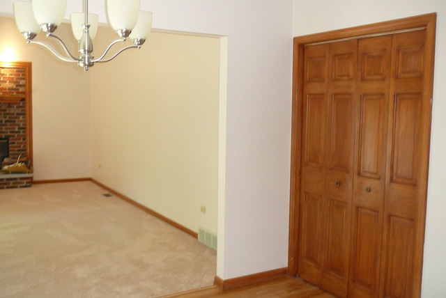 888 Francine Dr, Bartlett, IL 60103 photo 9