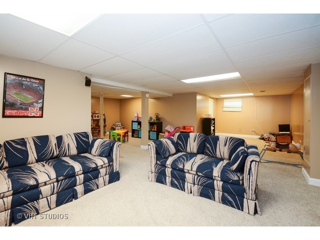 18320 School St, Lansing, IL 60438 photo 11