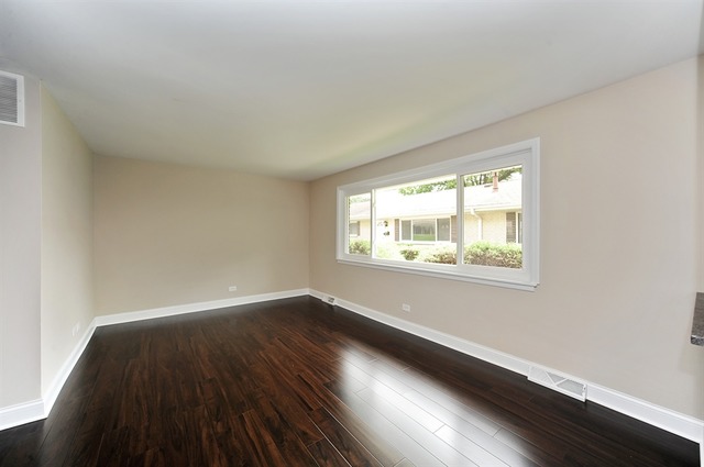 843 Valley Stream Dr #C, Wheeling, IL 60090 photo 4