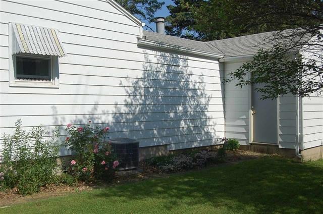 214 Sunset Ln, Mount Morris, IL 61054 photo 2
