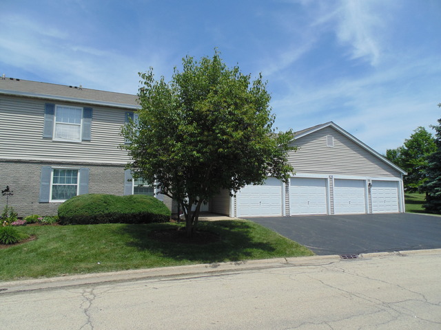 636 Mallard Ct #1C, Bartlett, IL 60103 photo 1