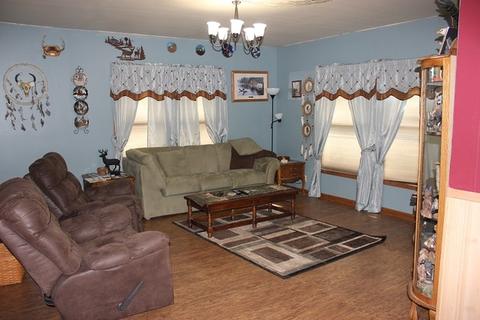 302 W Winfield St, Morrison, IL 61270 photo 5