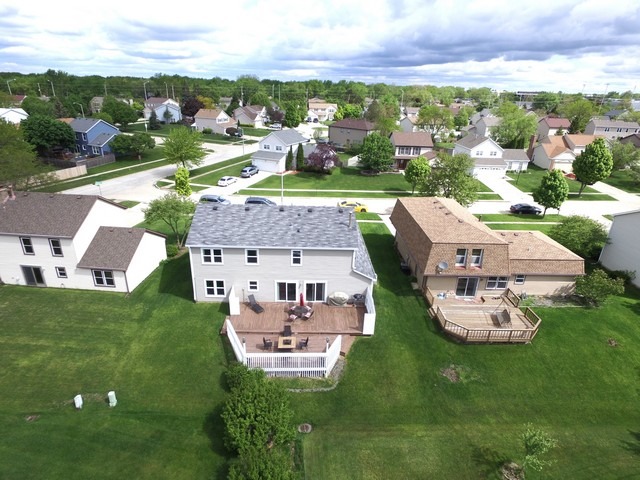 1301 Darlington Ct, Hoffman Estates, IL 60169 photo 3