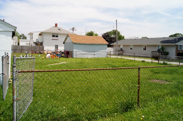 610 E Broadway St, Bradley, IL 60915 photo 3