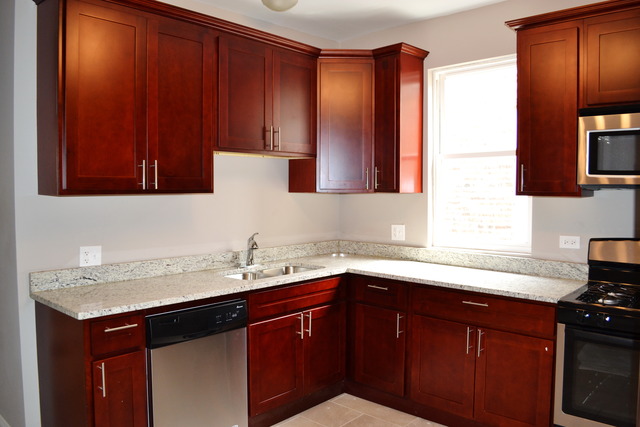 1124 N Leclaire Ave, Chicago, IL 60651 photo 9