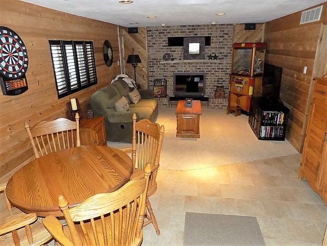 940 Foster Ave, Bartlett, IL 60103 photo 15