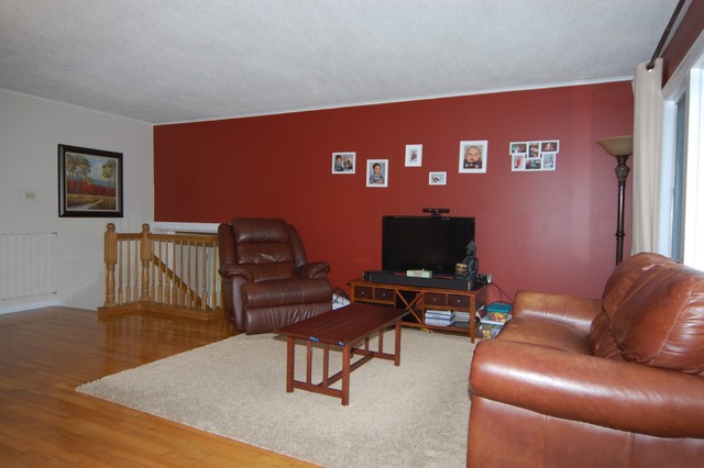 1625 Jefferson Rd, Hoffman Estates, IL 60169 photo 2