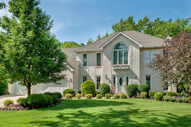 1029 Robbins Ct, Wheaton, IL 60187 photo 1