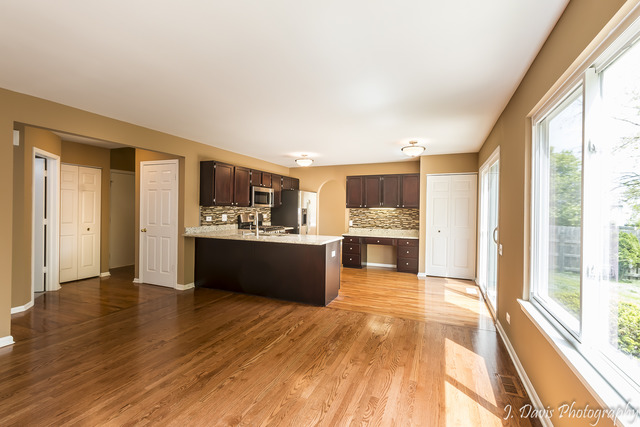 1352 Tara Belle Pkwy, Naperville, IL 60564 photo 9