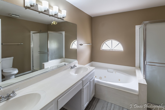 1352 Tara Belle Pkwy, Naperville, IL 60564 photo 12