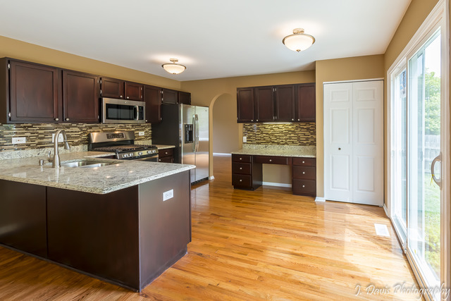 1352 Tara Belle Pkwy, Naperville, IL 60564 photo 7