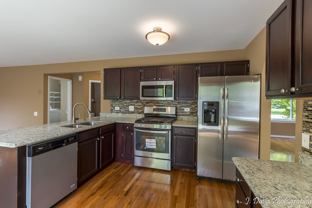 1352 Tara Belle Pkwy, Naperville, IL 60564 photo 8