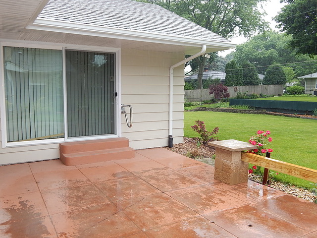 886 Diane Ave, Elgin, IL 60123 photo 21