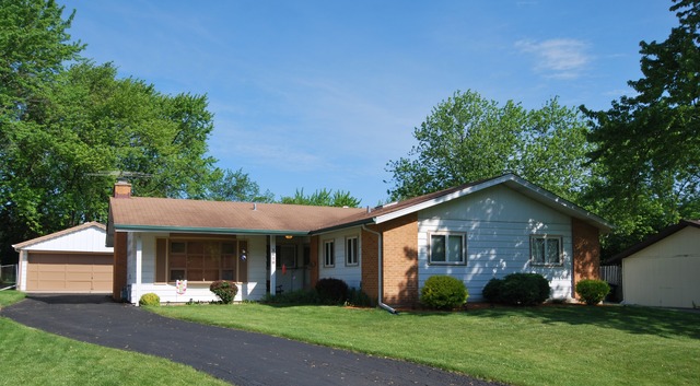 1410 Gentry Rd, Hoffman Estates, IL 60169 photo 21