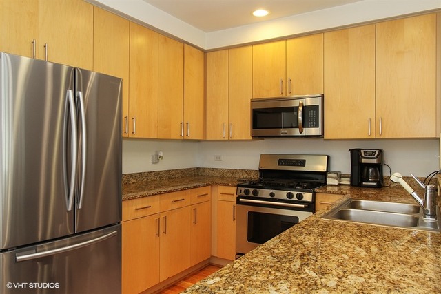 920 E 48th St, Chicago, IL 60615 photo 3