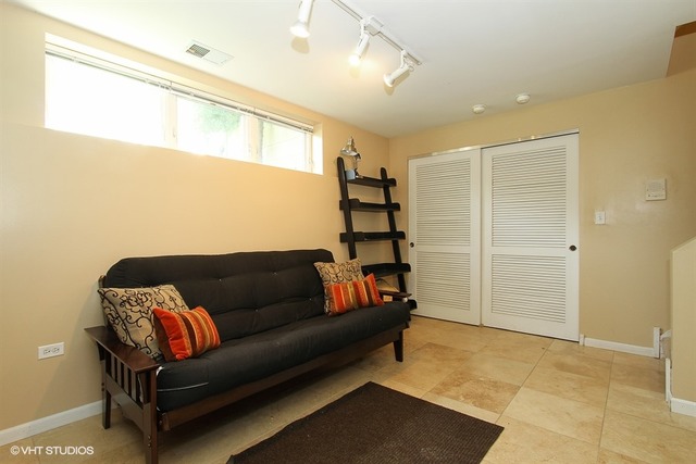 920 E 48th St, Chicago, IL 60615 photo 13