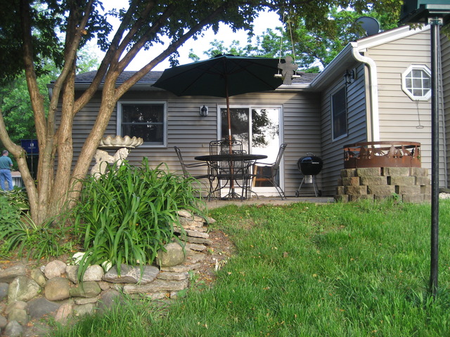 39 N Bereman Rd, Montgomery, IL 60538 photo 4