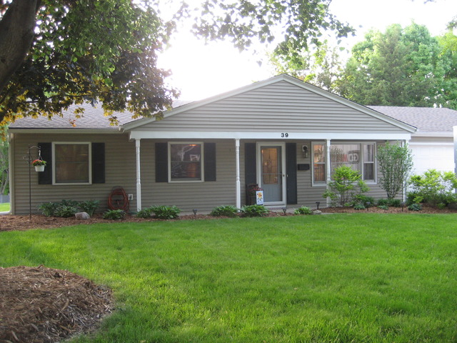 39 N Bereman Rd, Montgomery, IL 60538 photo 2