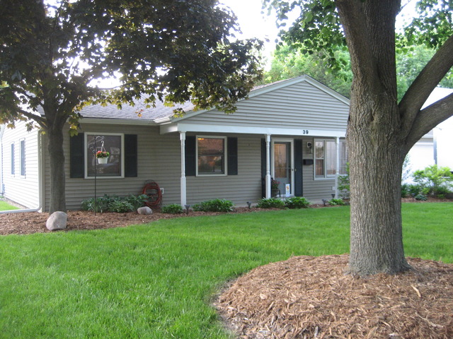 39 N Bereman Rd, Montgomery, IL 60538 photo 1